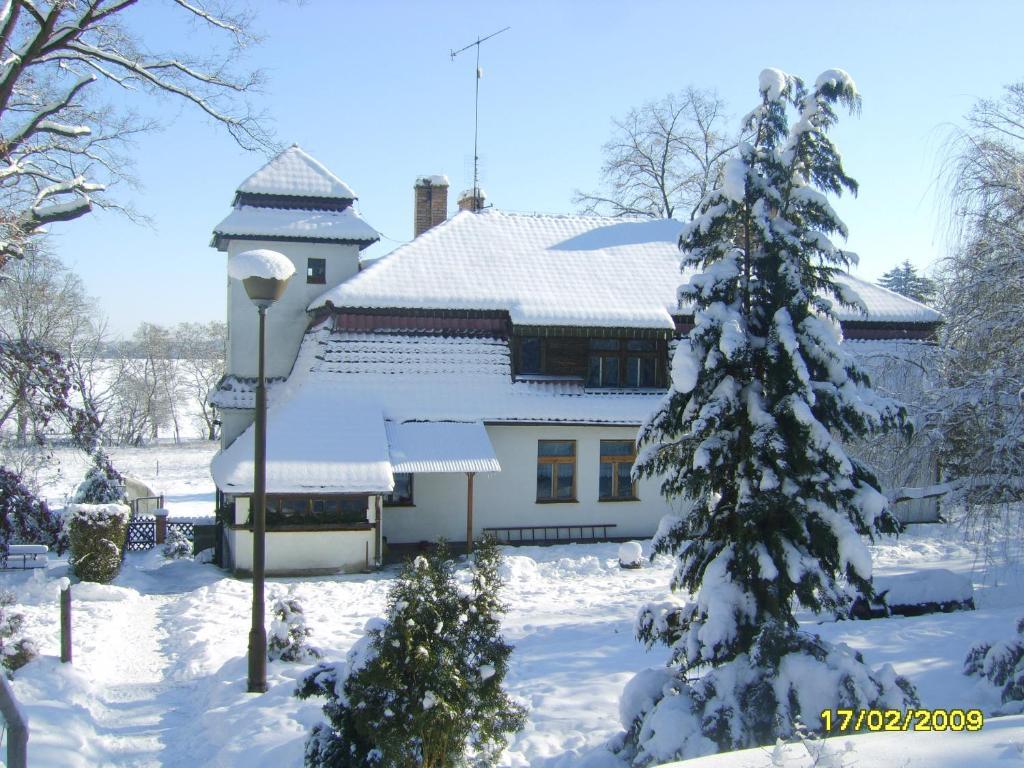 Gospodarstwo Agroturystyczne Lesniczowka Lubin  Exterior photo